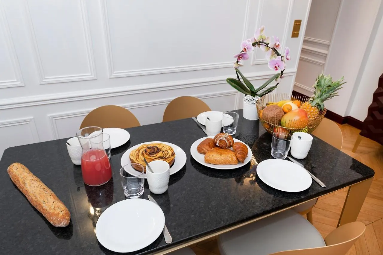 Champs Elysees - Lincoln Appartements Paříž 0*,